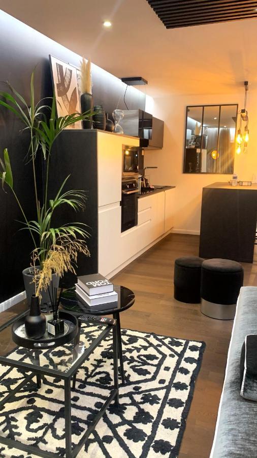 Appartement Vue Port Et Acces Direct Mer, Centre Ville De La Grande Motte Pres De Montpellier Buitenkant foto
